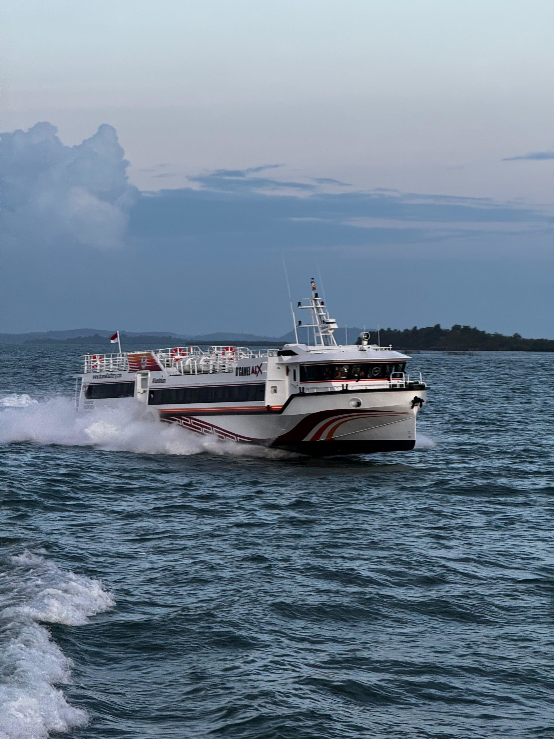 Big Boat to Gili